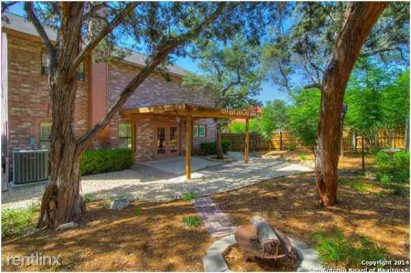 7515 Rainlilly Cove - Photo 2 of 10