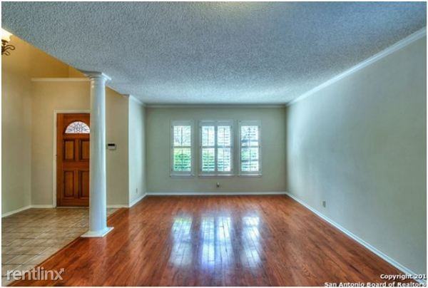 7515 Rainlilly Cove - Photo 3 of 10