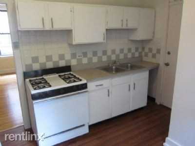 1022 E Hyde Park Blvd - Photo 3 of 11