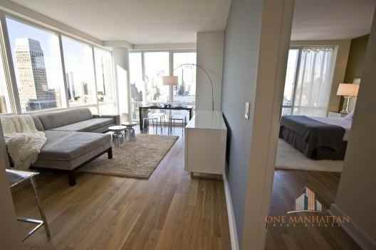 Avenue of the Americas #14C