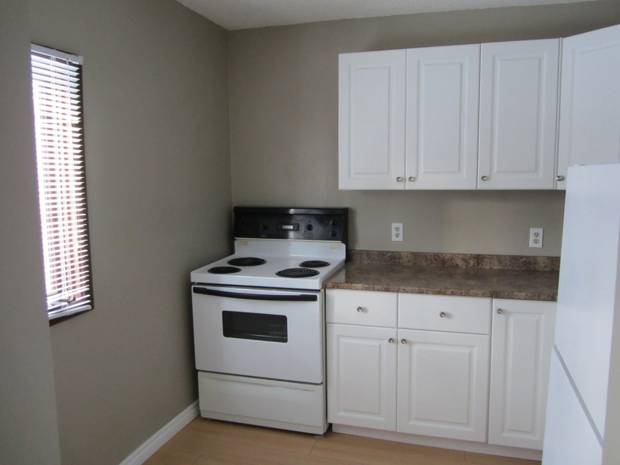 2277 Osler Street, Regina, SK S4P 1W9, CA 3 unit Rentals Zumper