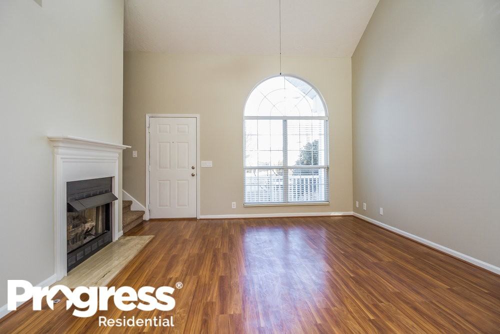 5816 Murphywood Xing - Photo 2 of 18