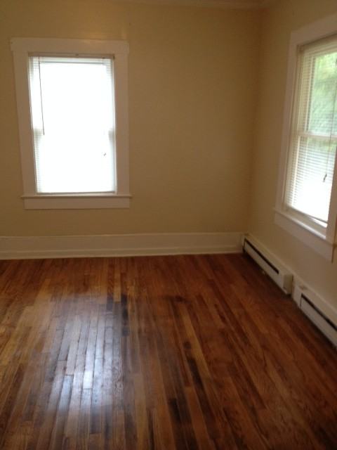 13 N Crescent St - Photo 2 of 7
