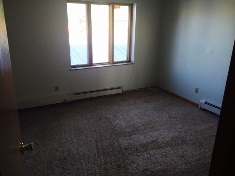 114 Hudson St - Photo 3 of 6