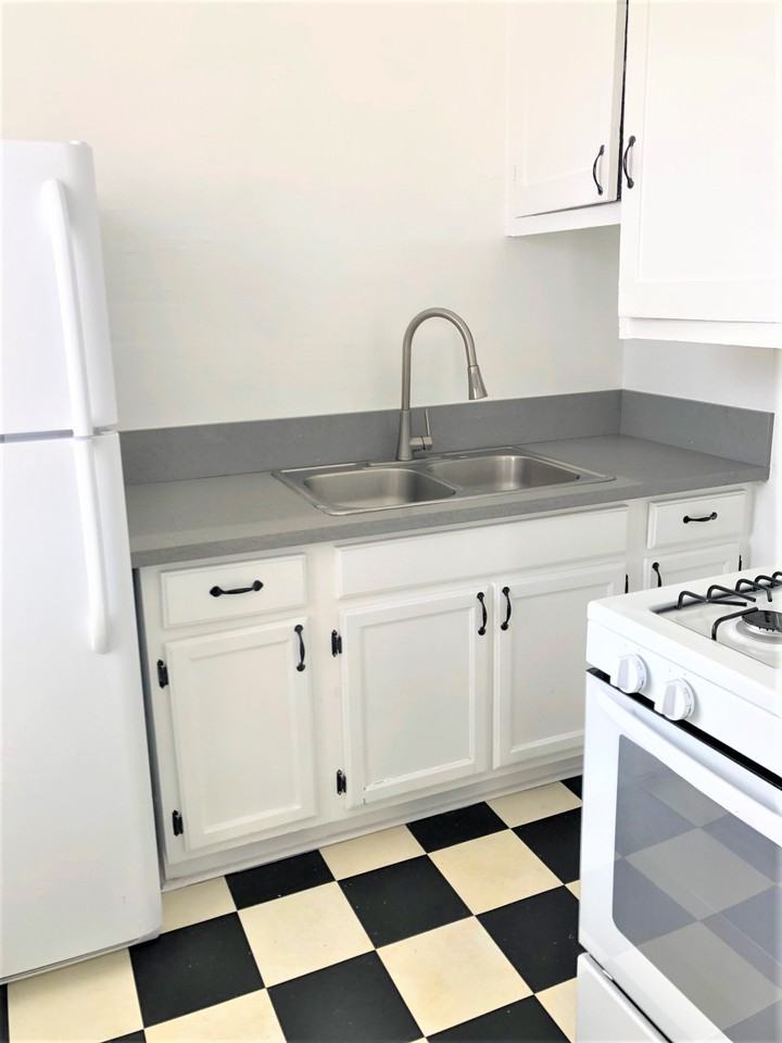 407 S Alvarado St #212 - Photo 3 of 6