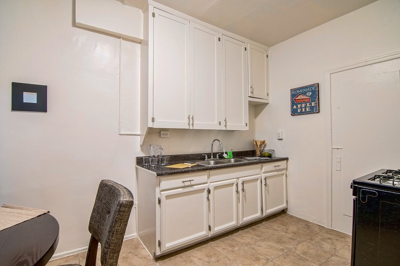 5233 Monte Vista St #102 - Photo 3 of 10