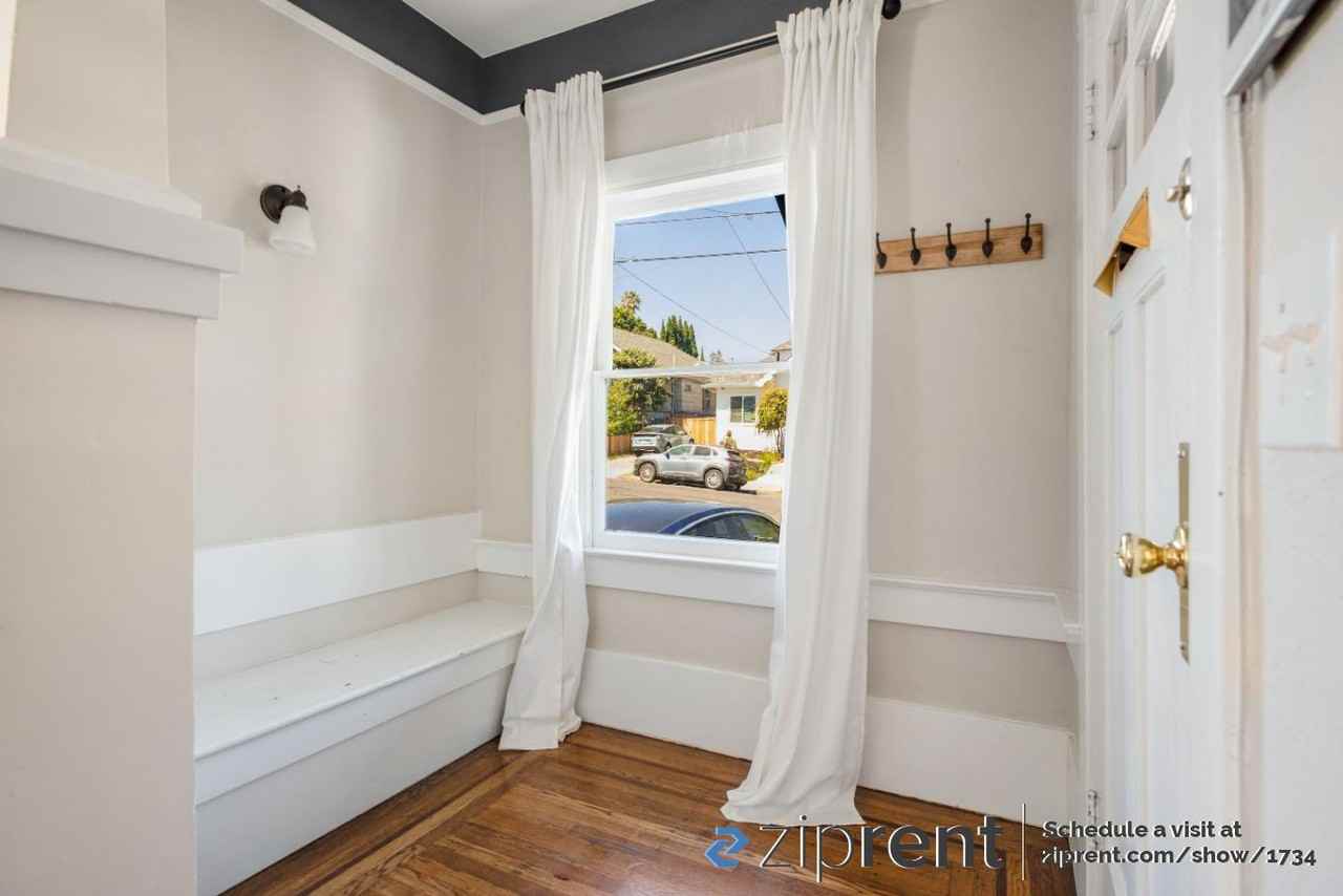 4115 Aqua Vista St - Photo 3 of 20