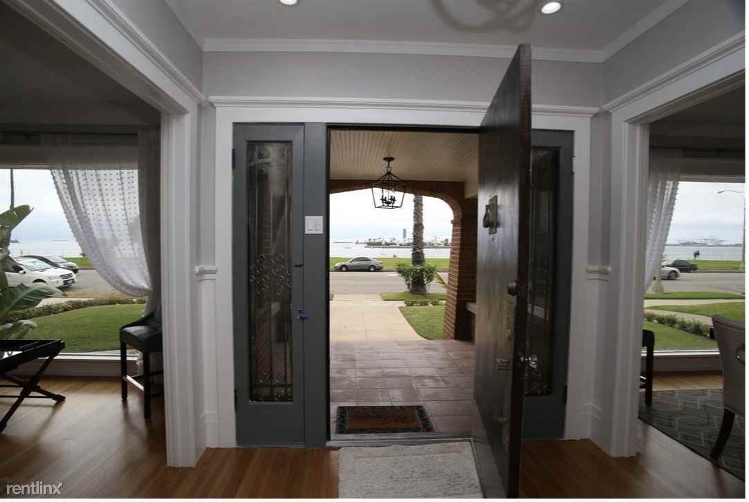 3215 E Ocean Blvd - Photo 2 of 16