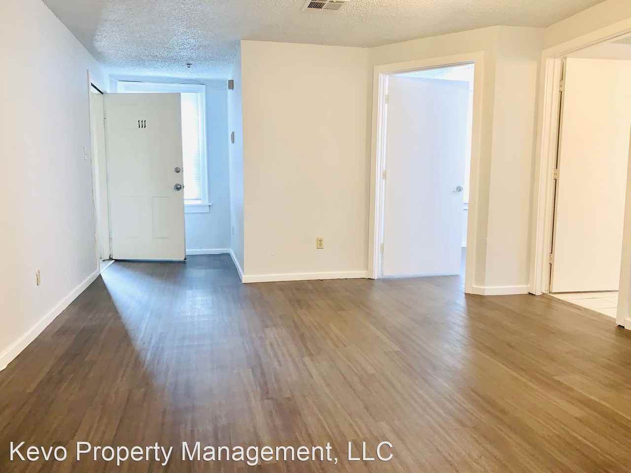 727 E. Culbertson Dr. - Photo 2 of 7
