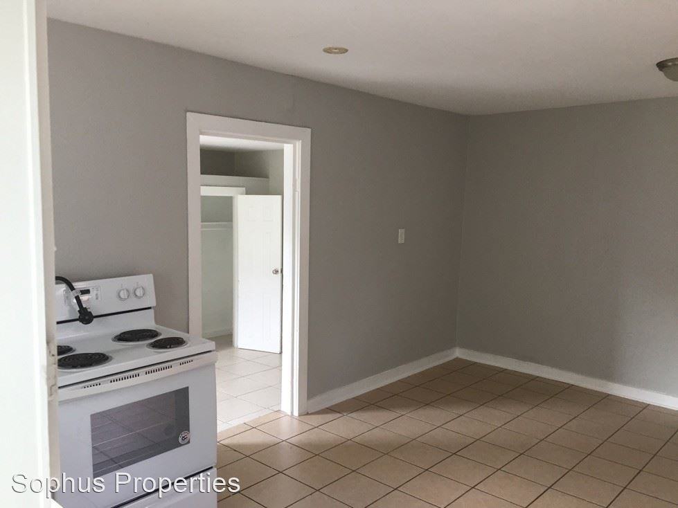 1117 Guadalupe Street - Photo 2 of 22