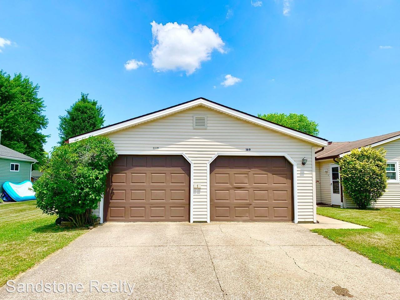 169 Parklane Dr - Photo 2 of 23