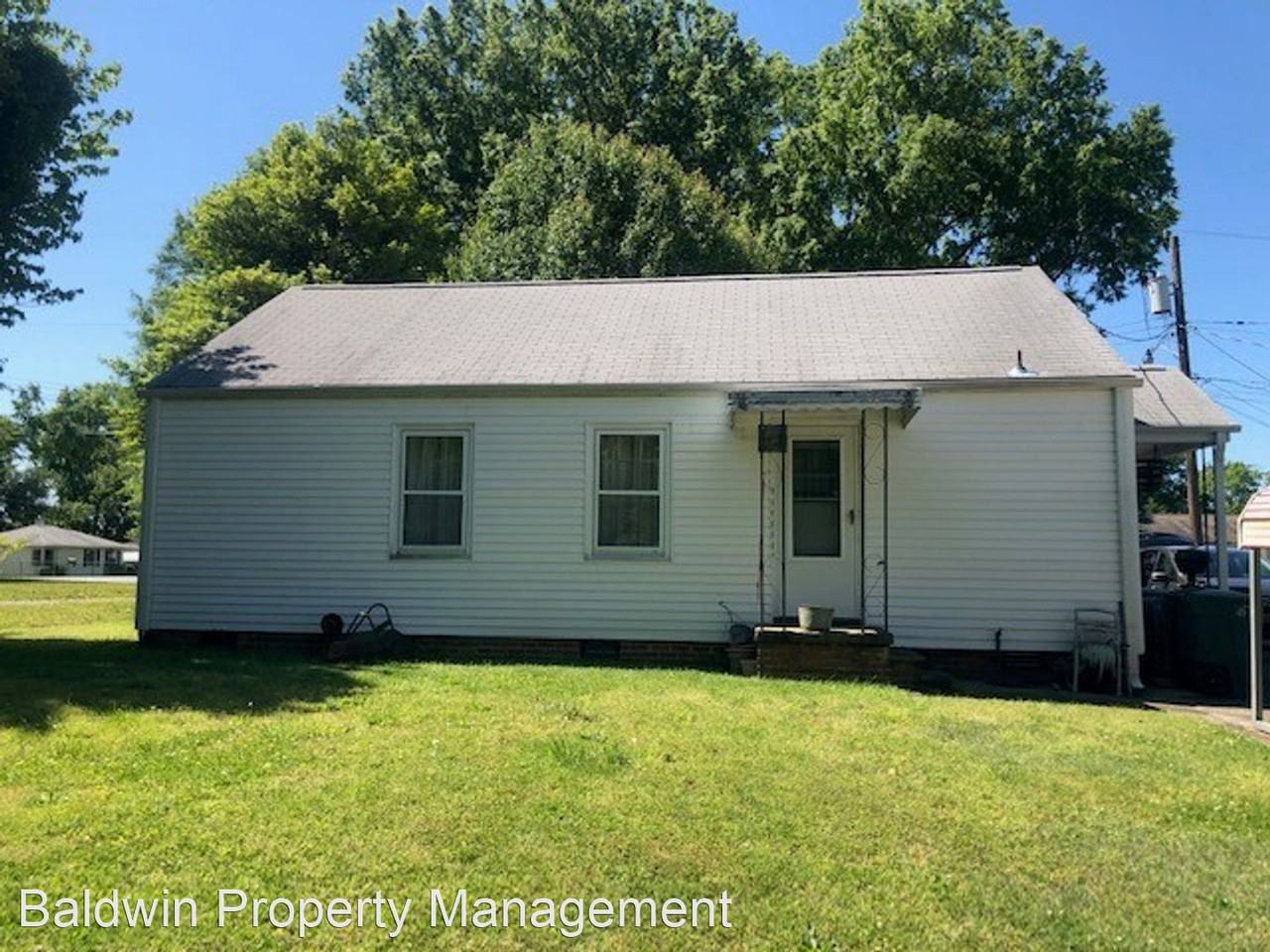 629 Clemson Cir - Photo 2 of 9