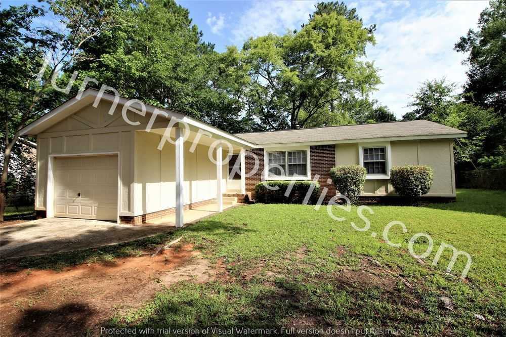 206 Grantham Rd - Photo 2 of 21