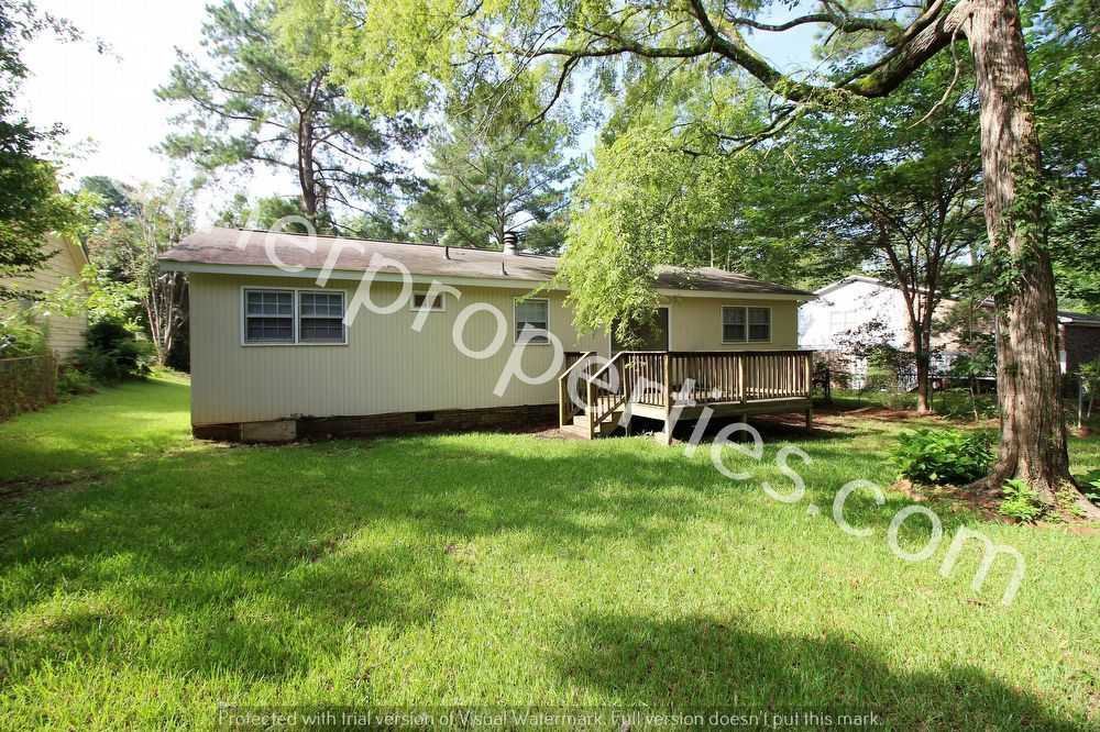 206 Grantham Rd - Photo 3 of 21