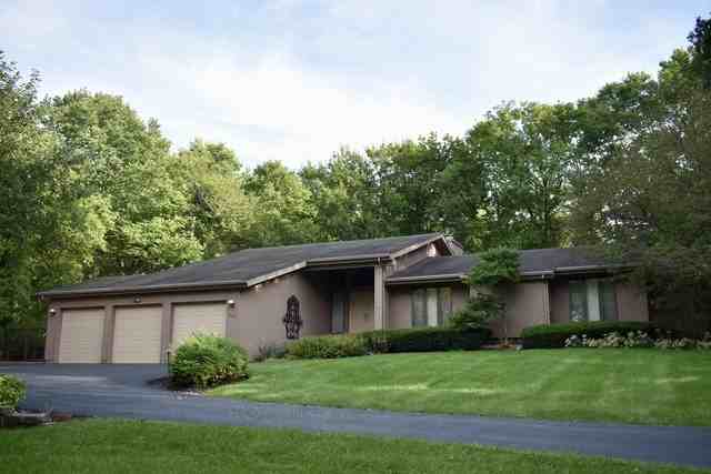 3401 Sherwood Forest Dr - Photo 2 of 21