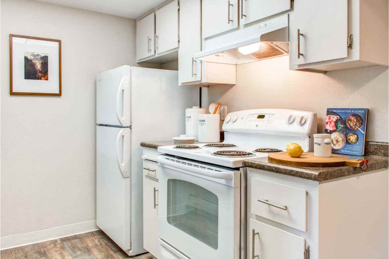 7100 San Ramon Rd. - Photo 2 of 17