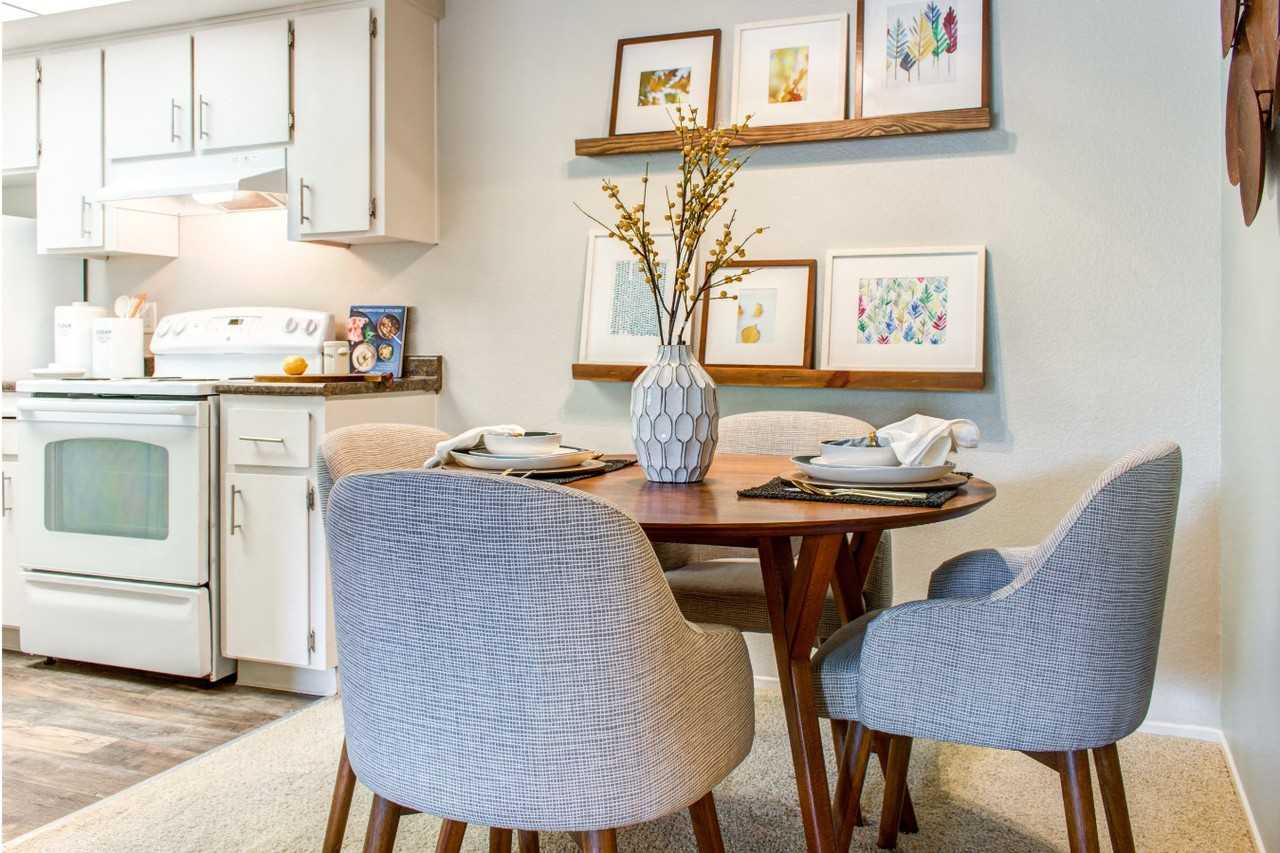 7100 San Ramon Rd. - Photo 3 of 17