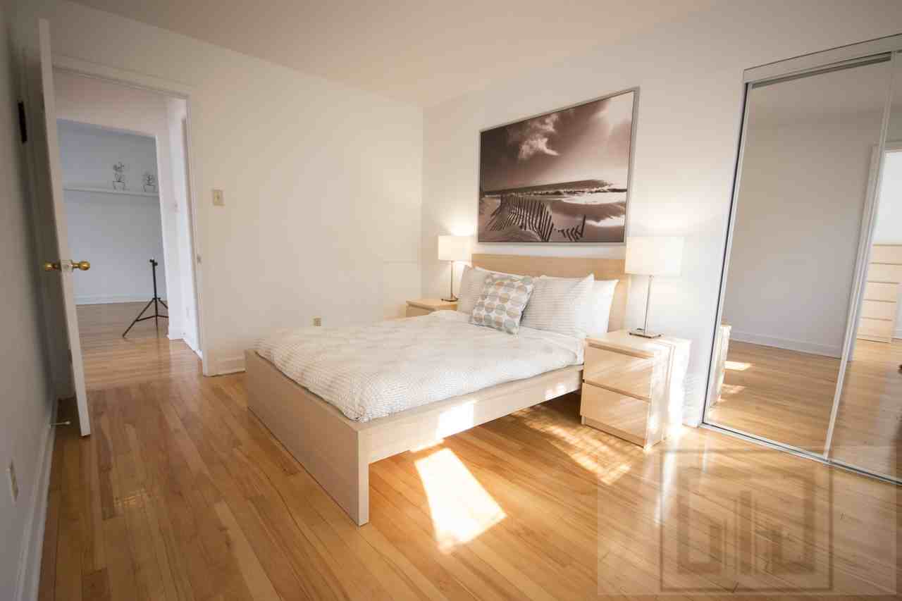 2645 Rue Bercy - Photo 2 of 9