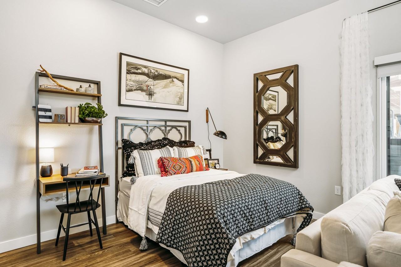 Park 17 - Photo 6 of 34