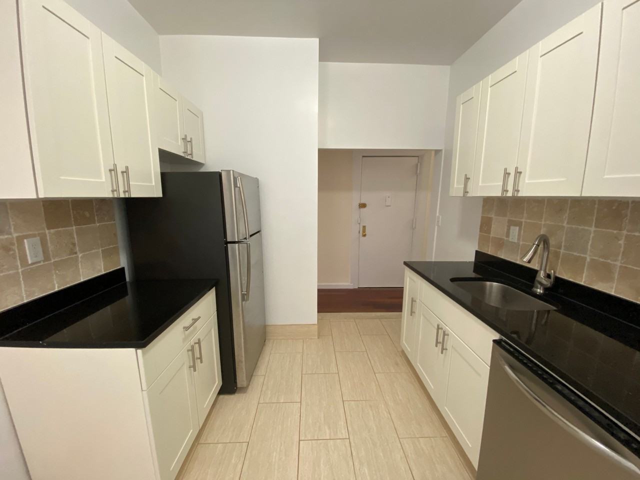 Fort Washington Ave & W 171st St #4D
