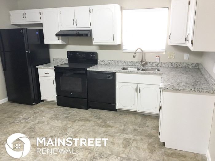 2075 Cordoba Dr - Photo 2 of 14