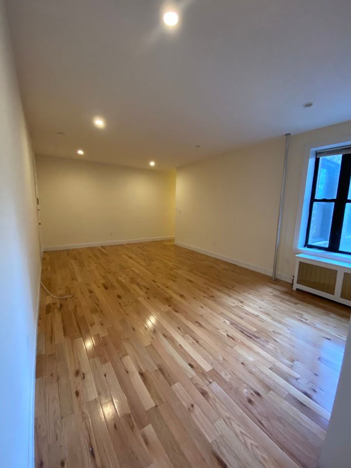 Fort Washington Ave & W 170th St #4BD