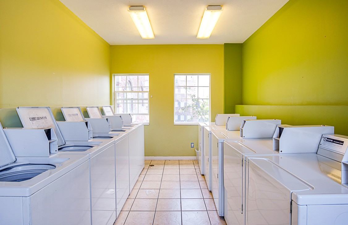 University Towers - Photo 3 of 22