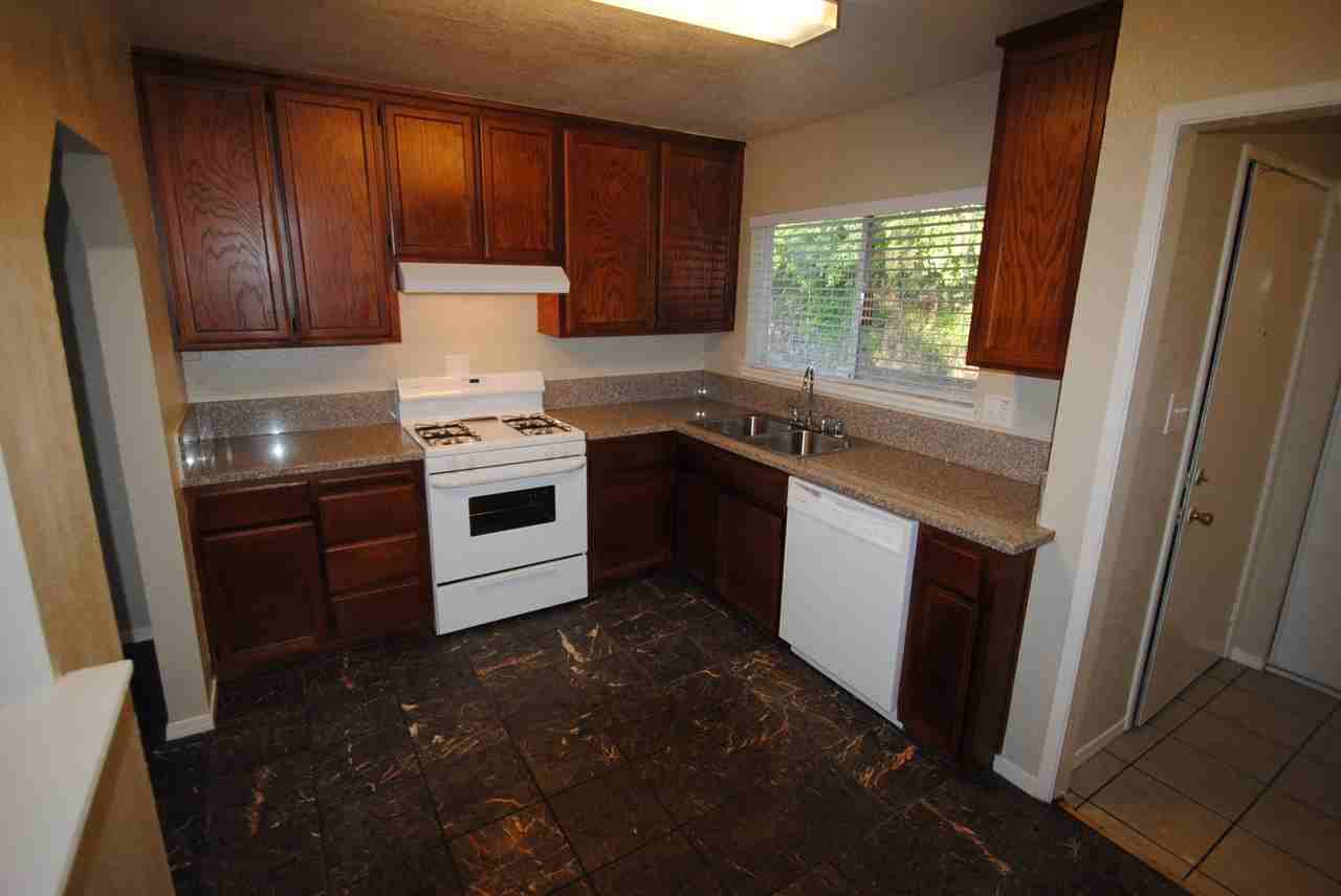 2330 Turnesa Ave - Photo 2 of 7