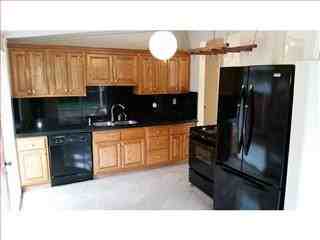 346 N Rengstorff Ave - Photo 3 of 8