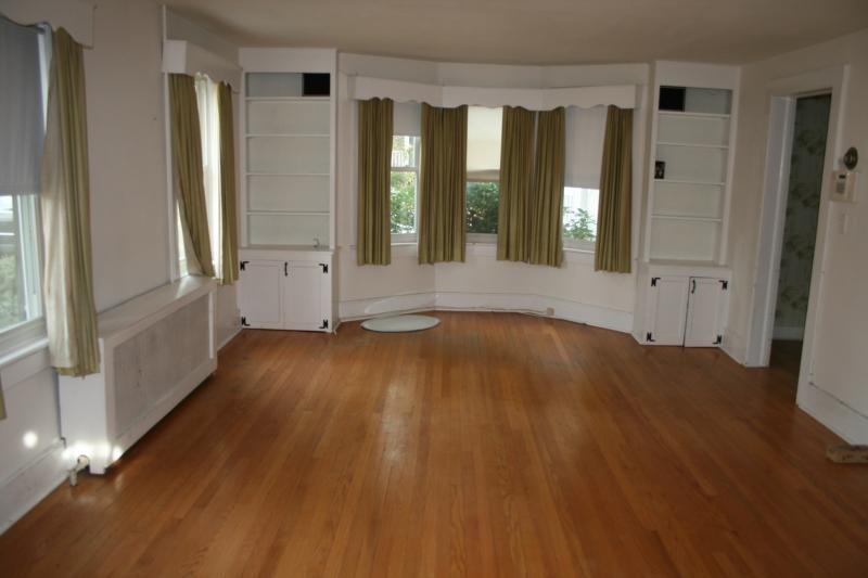 33 Highview Ave - Photo 3 of 6