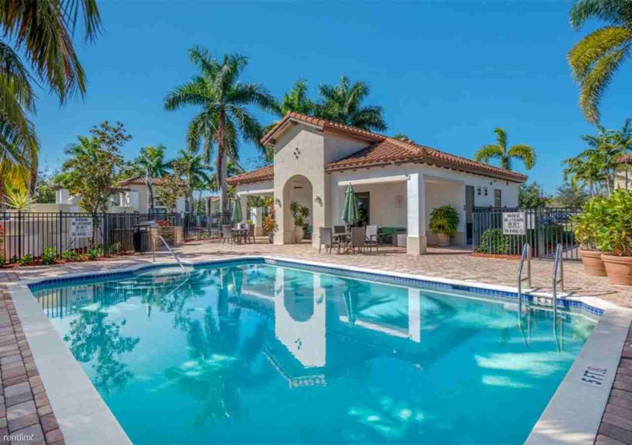 Landing Furnished Apartment Bell Miramar Apartments 3020 Sw 119th Ave