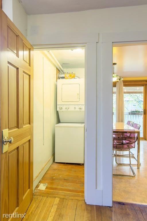 18 E Lynwood Blvd - Photo 3 of 5