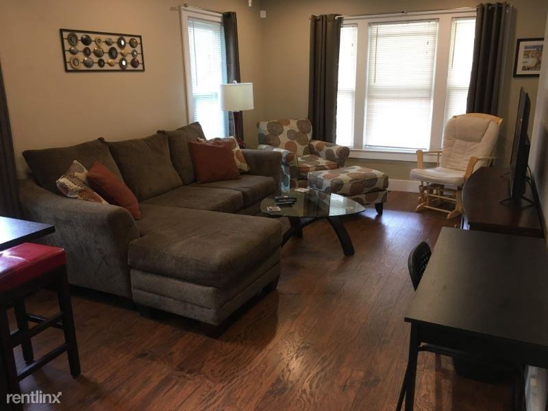 104 Lincoln Ave - Photo 3 of 24