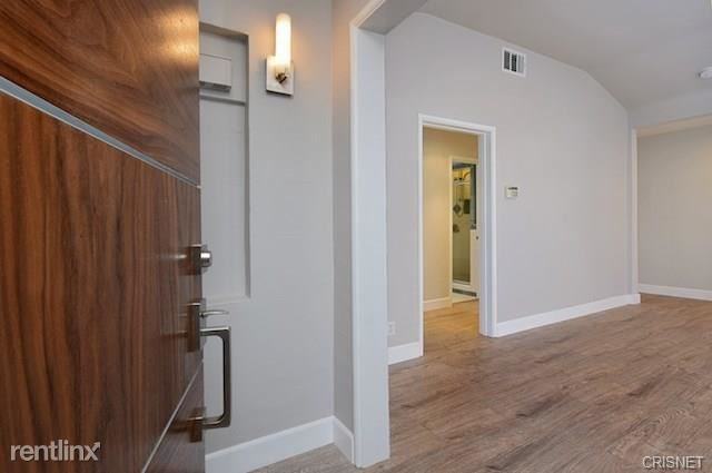 4423 Ethel Ave - Photo 3 of 10
