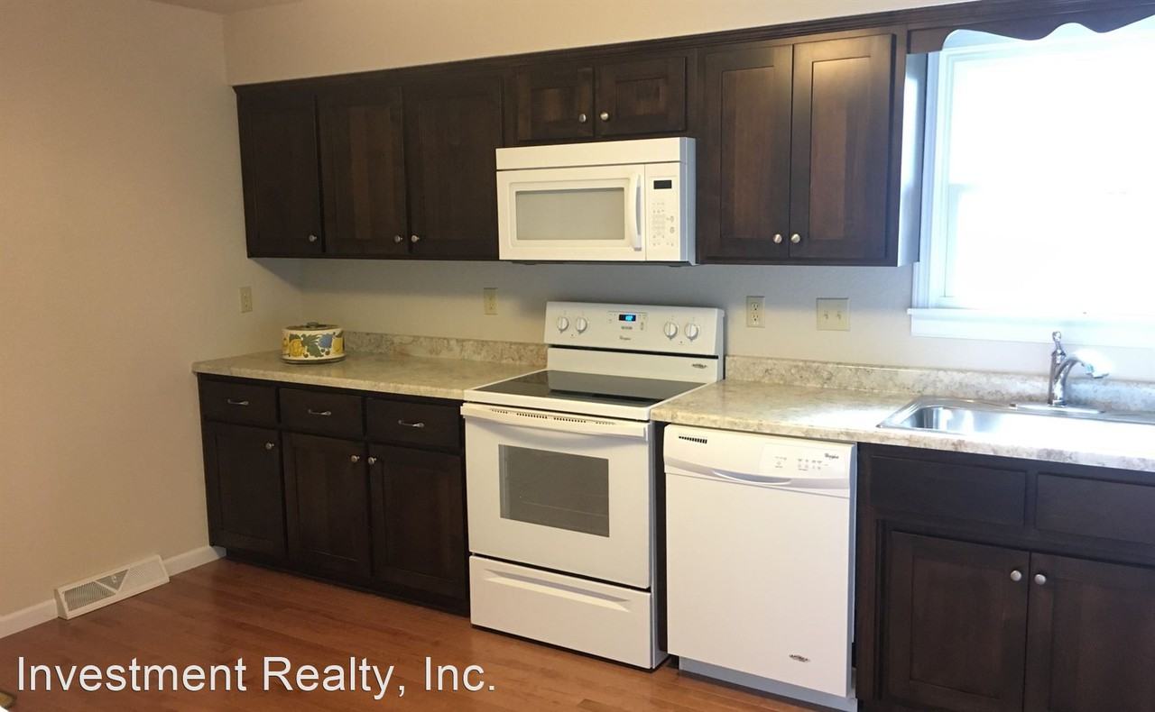 701 Mcclain St - Photo 3 of 16