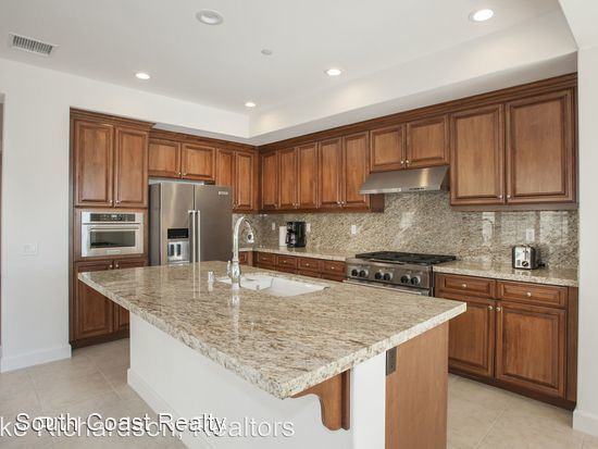 7920 Whimbrel Ln - Photo 2 of 8