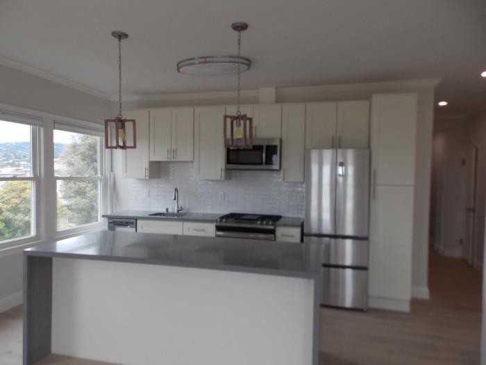 493 Merritt Ave - Photo 2 of 8