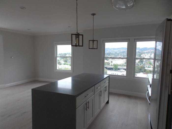 493 Merritt Ave - Photo 3 of 8