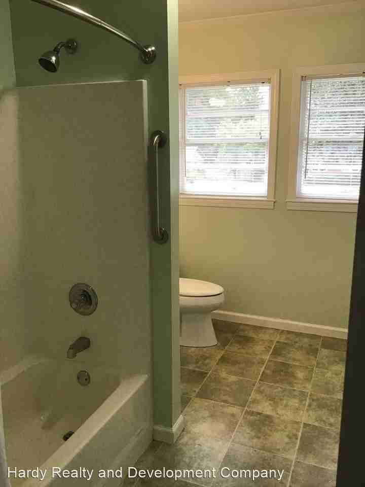 2615 Lakeview Dr & 5 Pine Bower - Photo 3 of 12