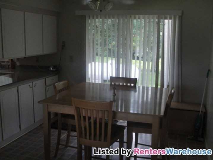 8760 261st Ave Nw - Photo 3 of 9