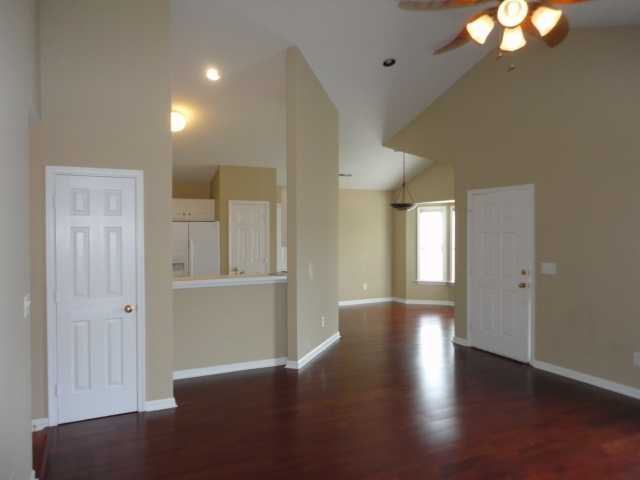 4103 Auburn Hills Dr - Photo 3 of 16