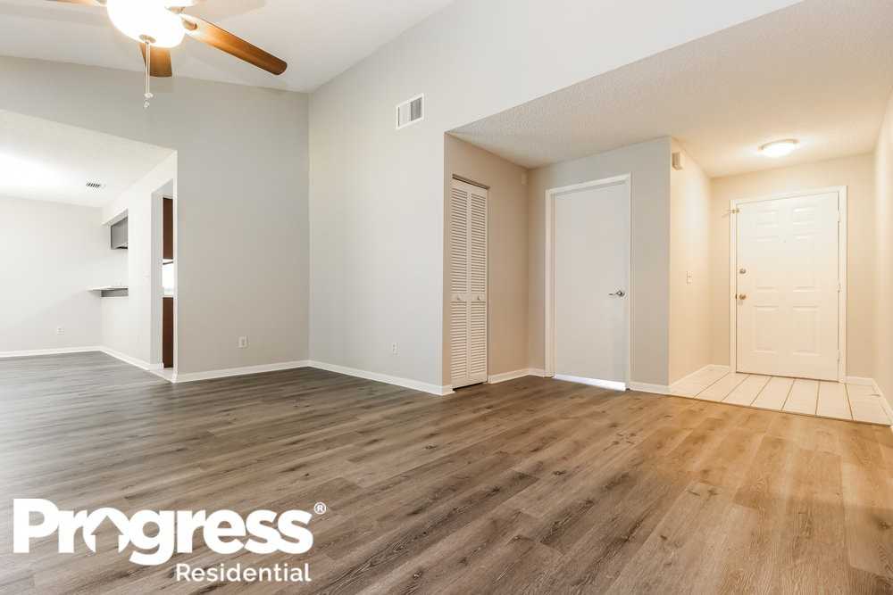 5020 Swallow Dr - Photo 3 of 16