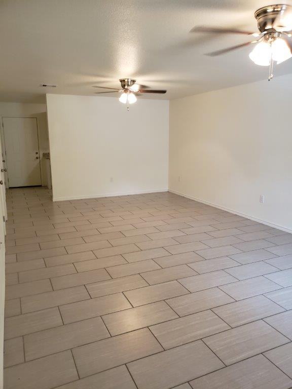 La Place Town Home - Photo 2 of 23