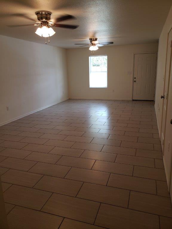 La Place Town Home - Photo 3 of 23