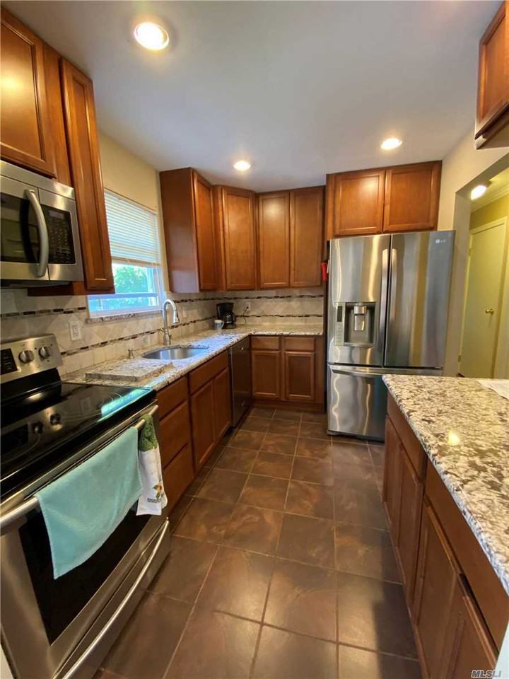 1194 Udall Rd - Photo 2 of 8