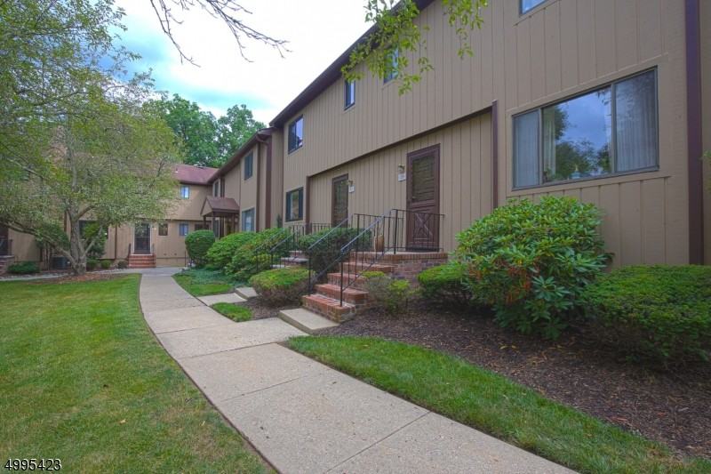 38 Park St 25-C - Photo 2 of 19