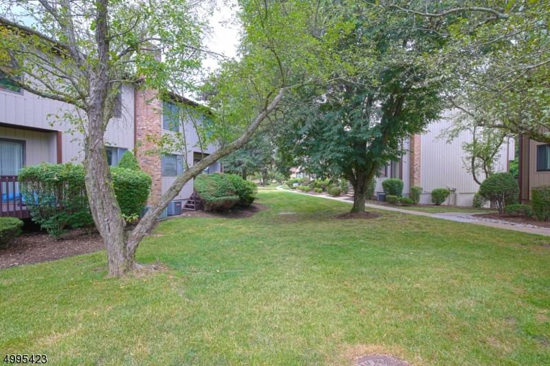 38 Park St 25-C - Photo 3 of 19