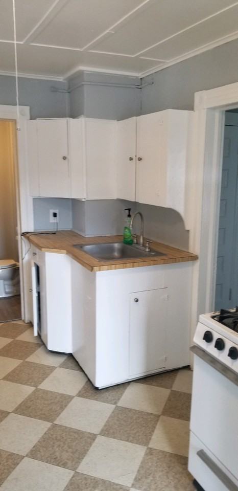 203 Spring Street #5 - Photo 3 of 6