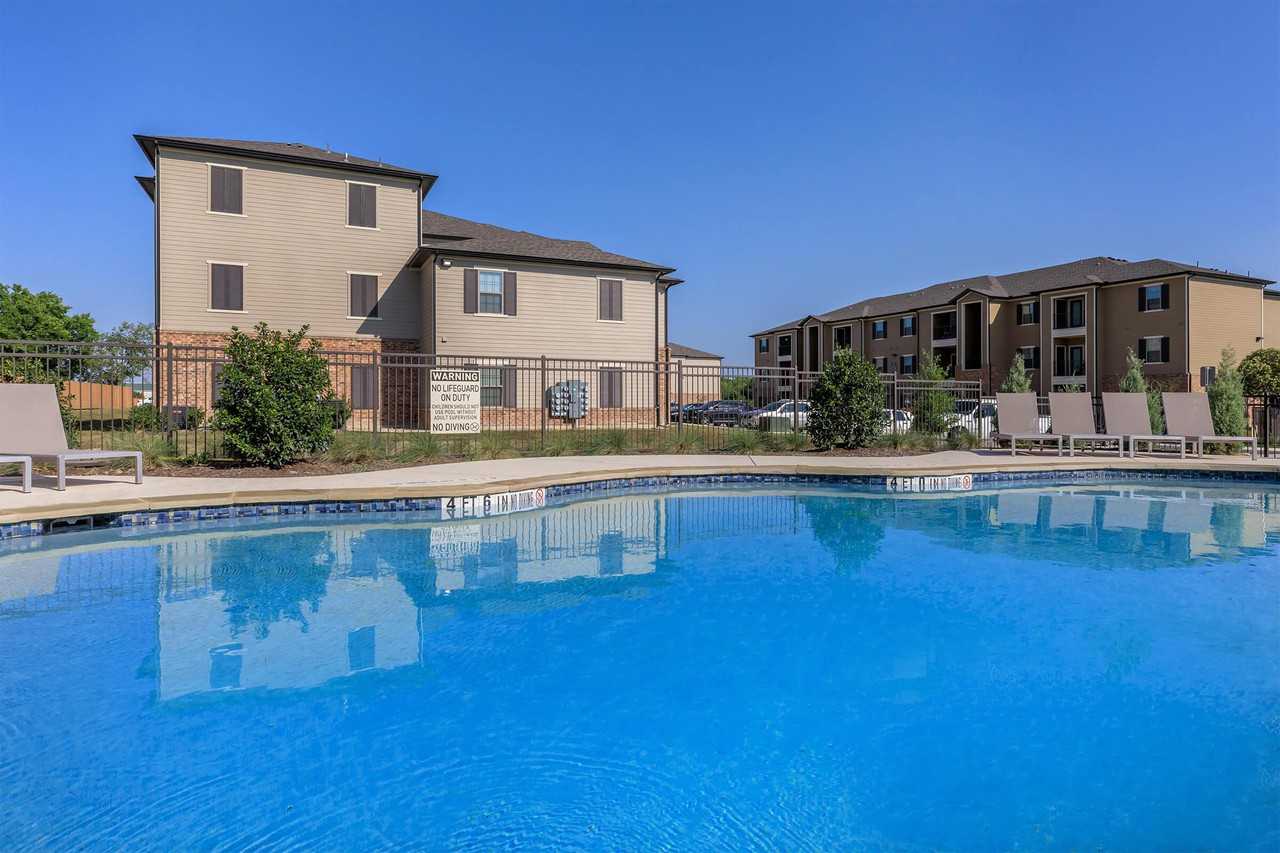 Westwind of Killeen - Photo 2 of 15