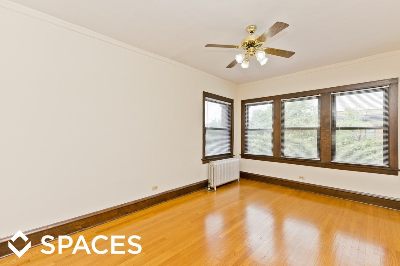 3501-03 N Greenview/1448-56 W Cornelia - Photo 3 of 9